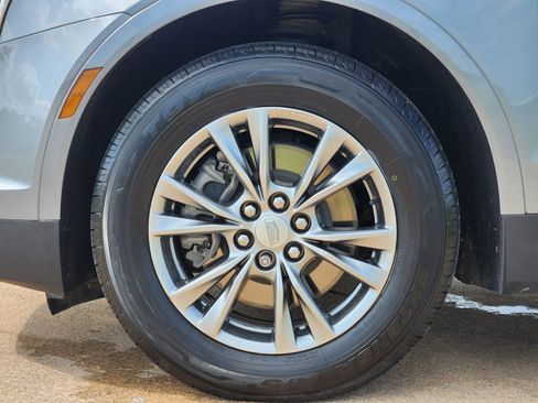 Used 2023 Cadillac XT5 Premium Luxury FWD image 14