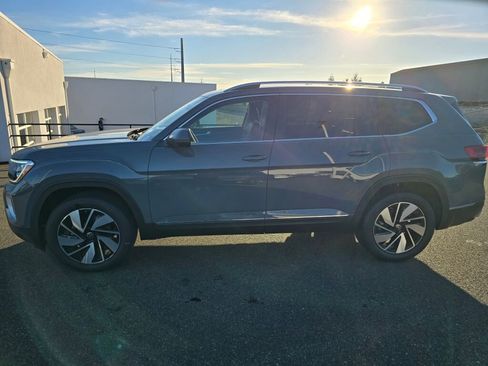 New 2026 Volkswagen Atlas SEL image 7