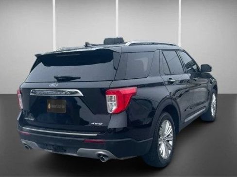 Used 2021 Ford Explorer Limited w/ Equipment Group 301A AWD/4WD image 9