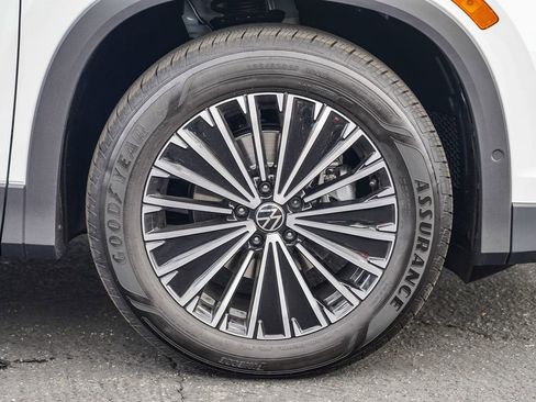 New 2025 Volkswagen Tiguan S image 10