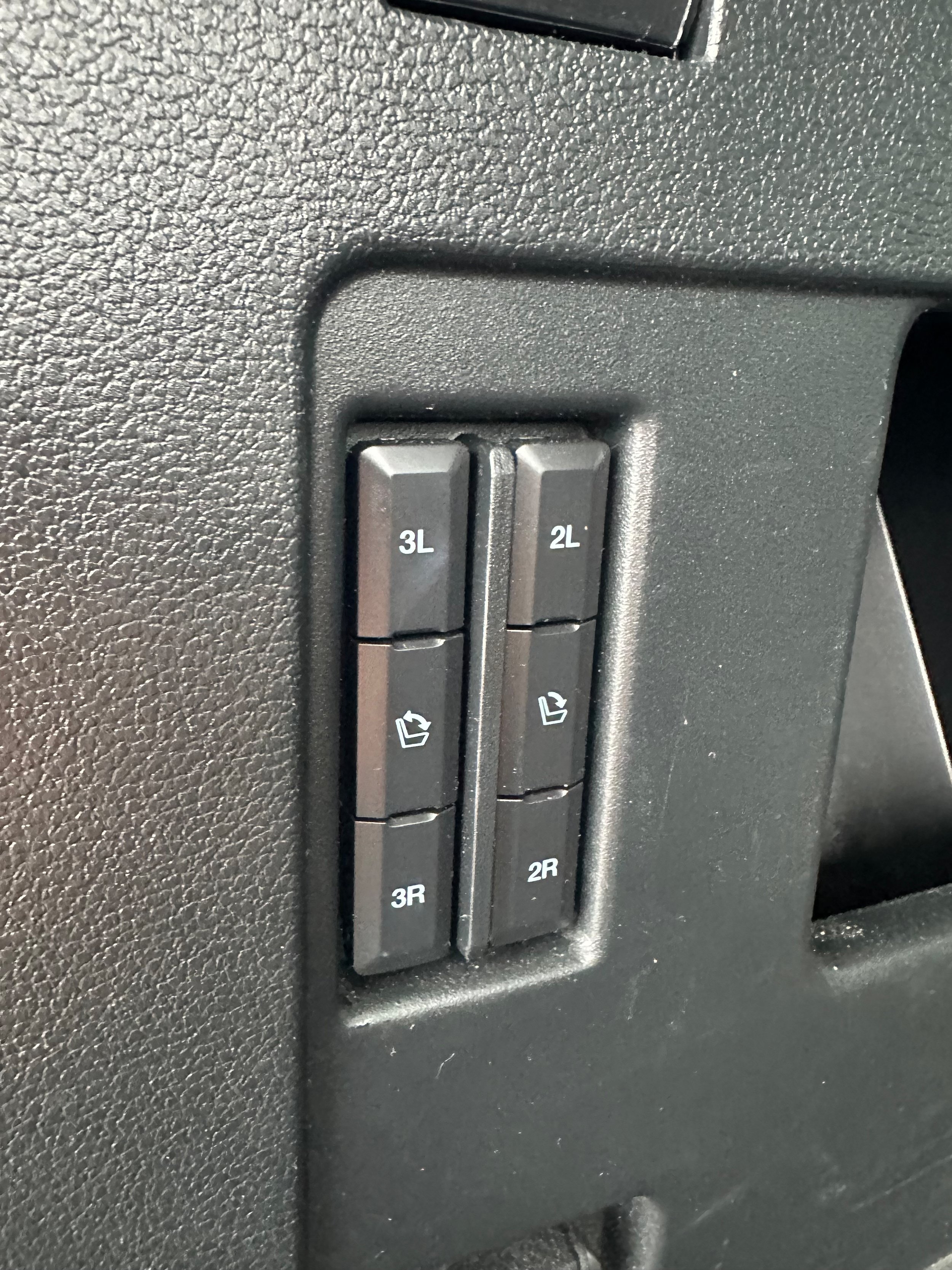 Used 2021 Ford Expedition XLT AWD/4WD image 12