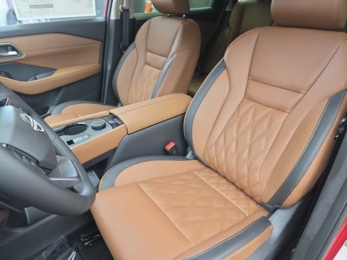 New 2026 Nissan Rogue Platinum w/ Platinum Premium Package AWD/4WD image 17