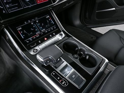 New 2025 Audi Q8 Premium Plus image 18