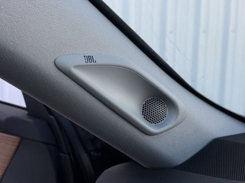 Used 2025 Toyota Grand Highlander Limited image 26