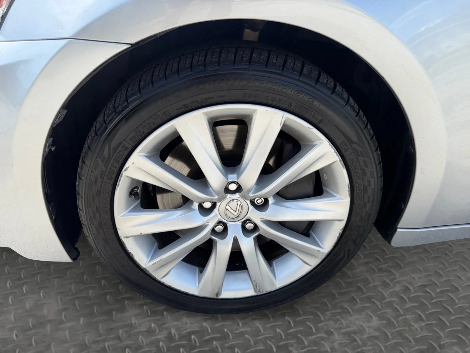 Used 2016 Lexus IS 200t RWD image 10