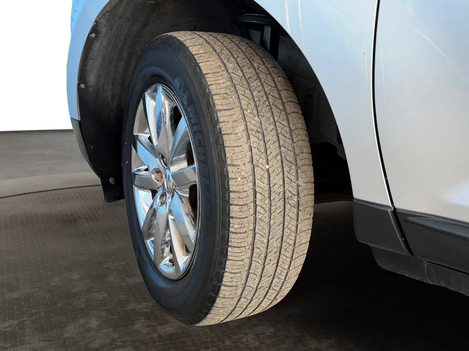 Used 2013 Ford Edge SEL FWD image 38