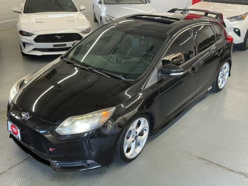 Used 2014 Ford Focus ST w/ Equipment Group 202A FWD image 13