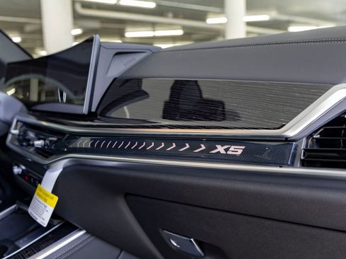 New 2026 BMW X5 xDrive50e image 33