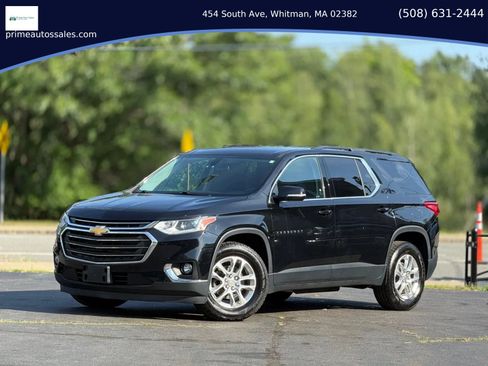 Used 2019 Chevrolet Traverse LT w/ LPO, Floor Liner Package AWD/4WD image 1