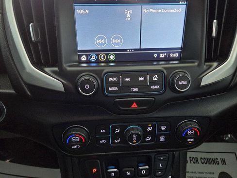 Used 2018 GMC Terrain SLT w/ Preferred Package image 25