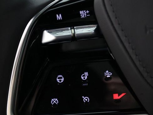 Used 2026 Cadillac Escalade ESV V image 27