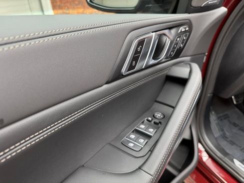 New 2026 BMW X6 xDrive40i image 11