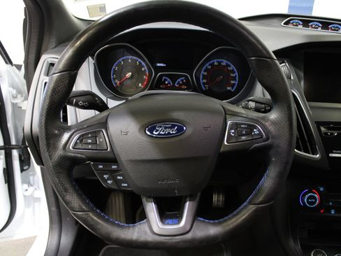 Used 2017 Ford Focus RS AWD/4WD image 24