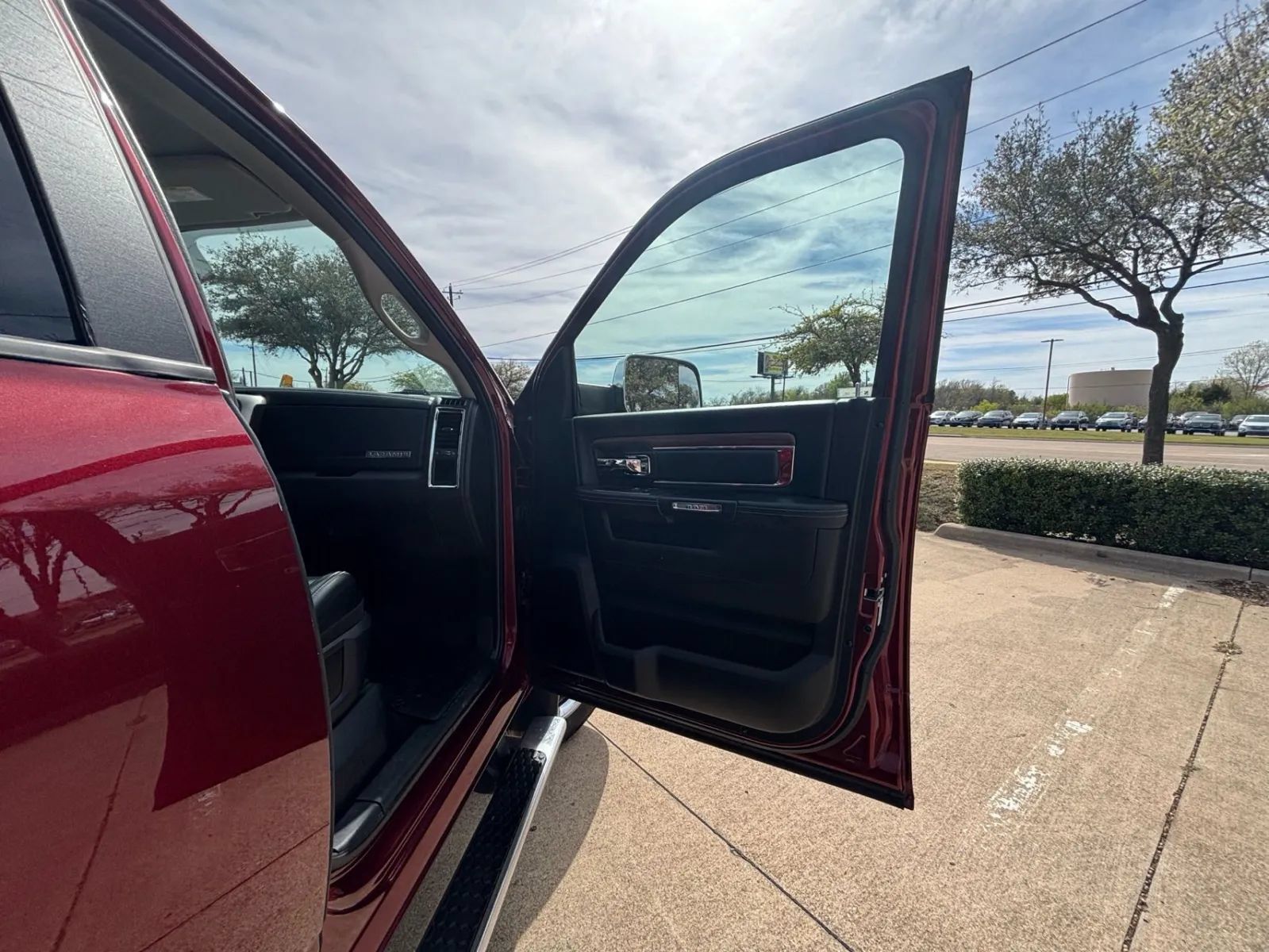 Used 2017 RAM 2500 Laramie w/ Off Road Package AWD/4WD image 16