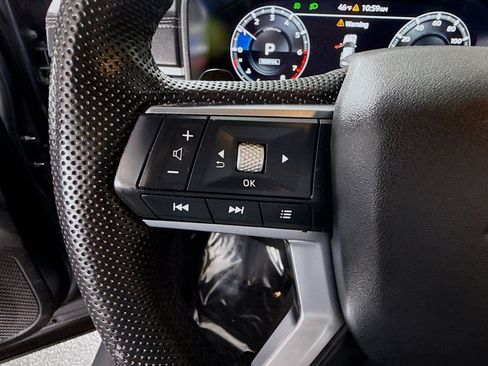 Used 2023 Mitsubishi Outlander SE image 14