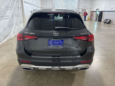 New 2026 Mercedes-Benz GLC 300 4MATIC image 4