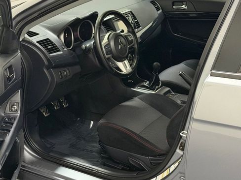 Used 2014 Mitsubishi Lancer Evolution GSR image 8