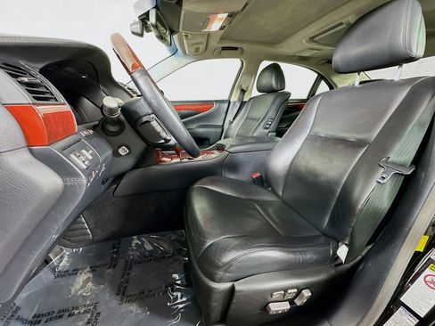 Used 2012 Lexus LS 600h L image 22