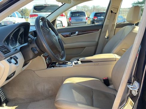 Used 2011 Mercedes-Benz C 300 4MATIC Sedan image 17