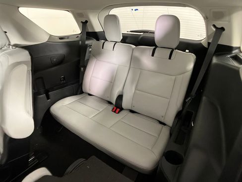 New 2026 Ford Explorer Platinum w/ LUX Leather Package image 31