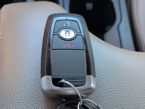Used 2019 Ford Ranger Lariat RWD image 28
