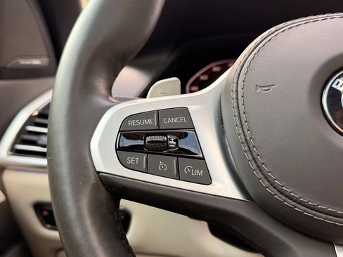 Used 2020 BMW X5 M50i w/ Executive Package AWD/4WD image 25