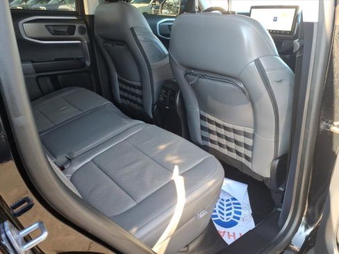 Used 2025 Ford Bronco Sport Badlands w/ Badlands Tech Package image 13