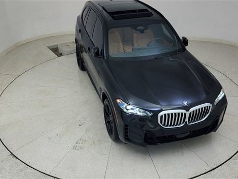Used 2025 BMW X5 sDrive40i w/ M Sport Package image 83