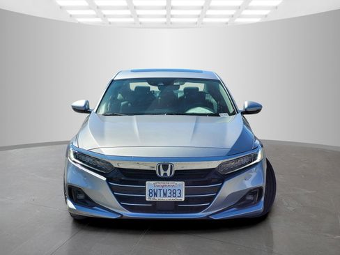 Used 2021 Honda Accord Touring image 2