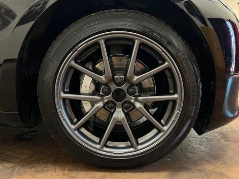 Used 2019 Tesla Model 3 Standard Range image 11