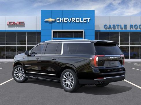 New 2026 GMC Yukon XL Denali w/ Denali Reserve Package AWD/4WD image 4
