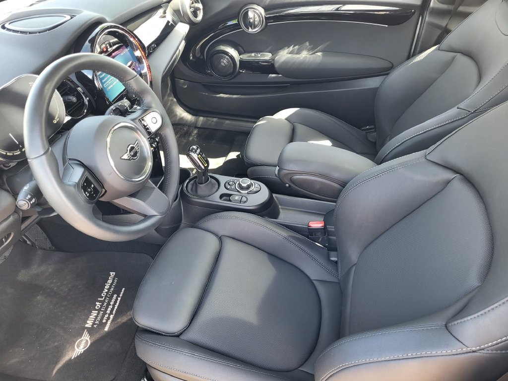 Used 2024 MINI Cooper SE FWD image 12