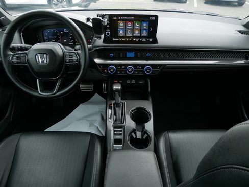 Used 2024 Honda Civic Sport Touring image 10