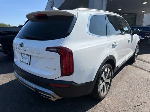 Used 2020 Kia Telluride EX w/ EX Premium Package AWD/4WD image 3