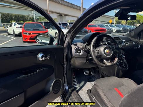 Used 2015 FIAT 500 Abarth FWD image 21
