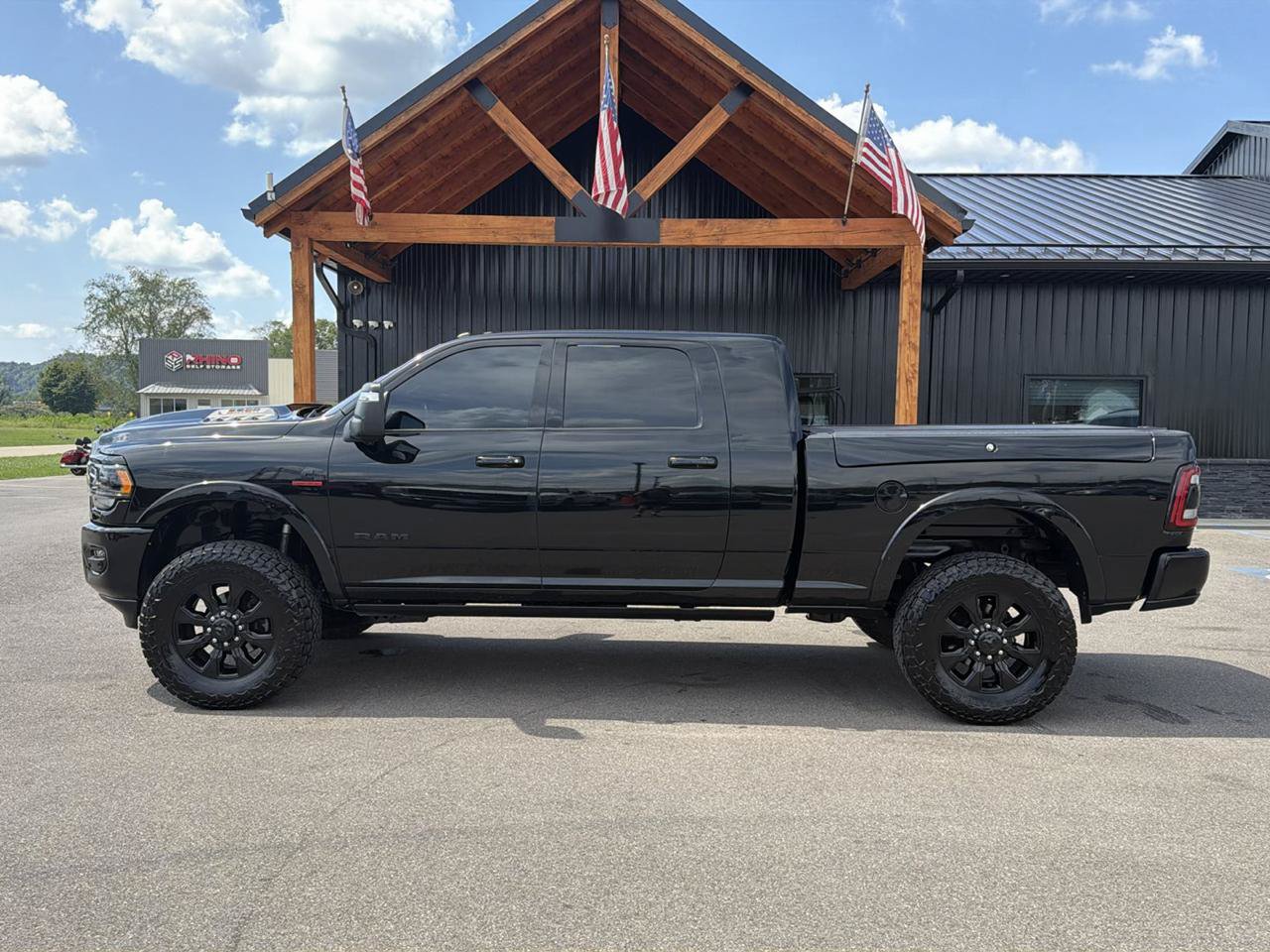 Used 2024 RAM 2500 Limited AWD/4WD image 30