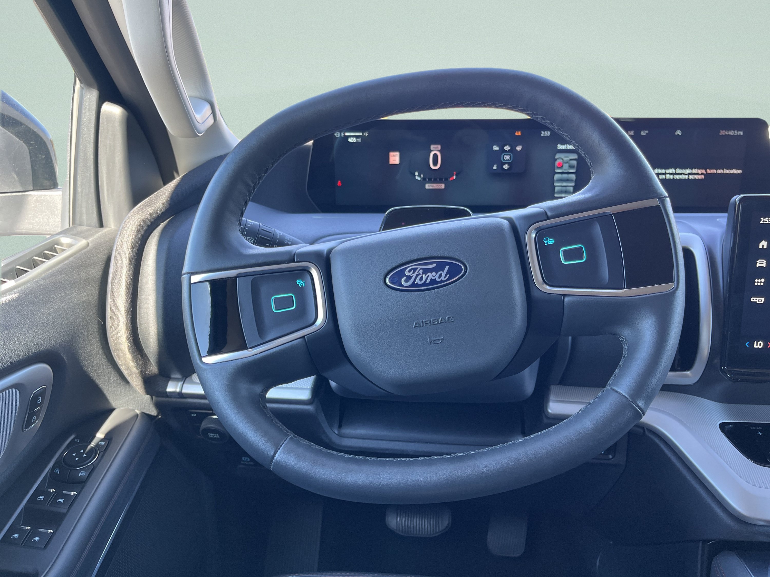 Used 2025 Ford Expedition Active AWD/4WD image 26