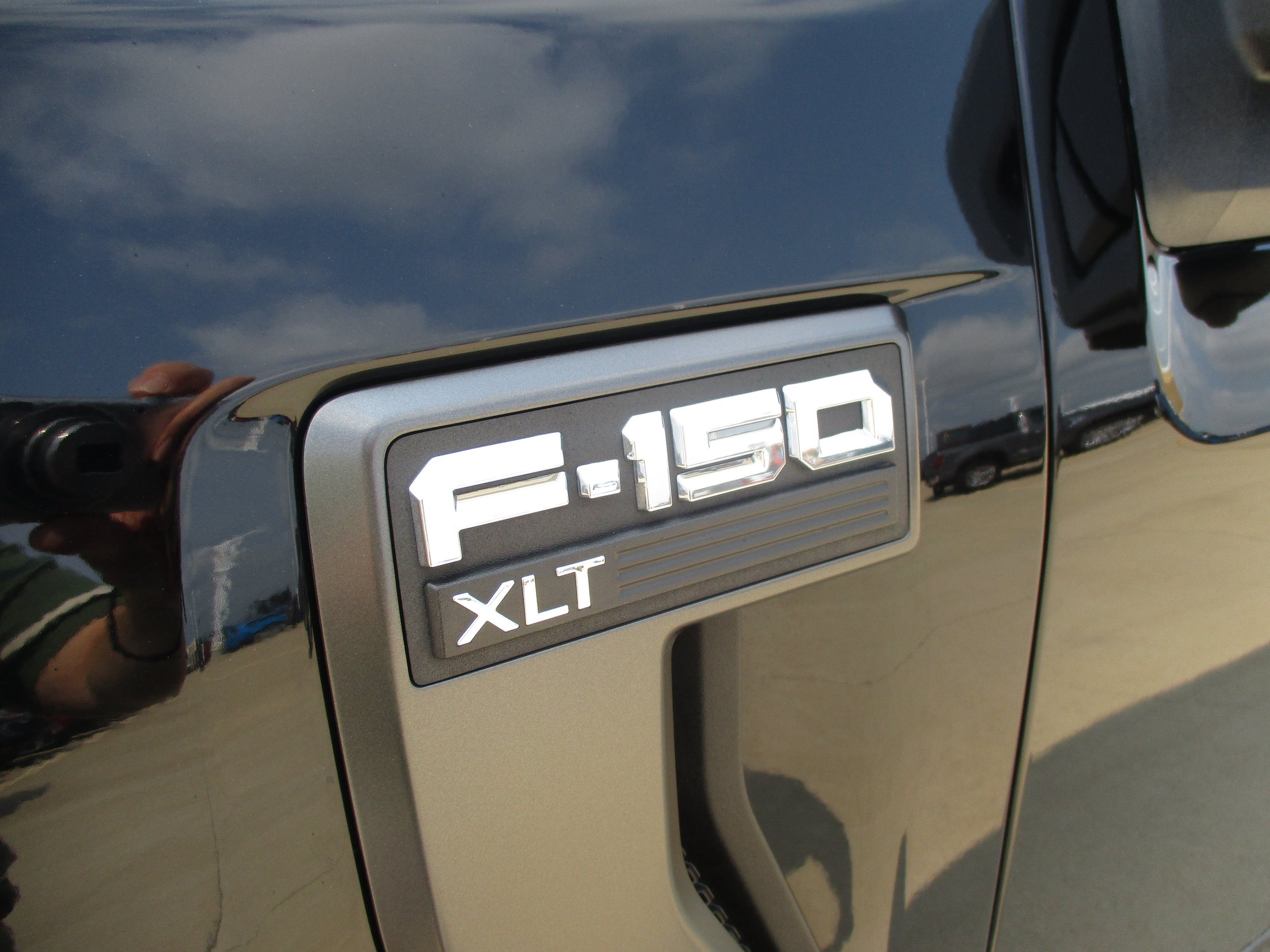 Used 2023 Ford F150 XLT w/ Equipment Group 302A High AWD/4WD image 13
