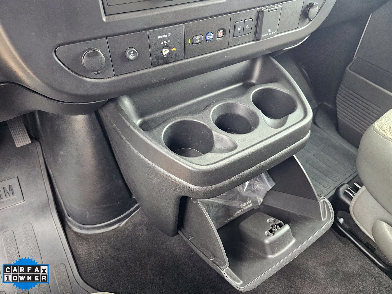 Used 2025 Chevrolet Express 3500 LT w/ LT Preferred Equipment Group RWD image 19