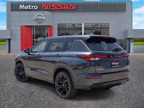 New 2026 Nissan Rogue SL AWD/4WD image 4