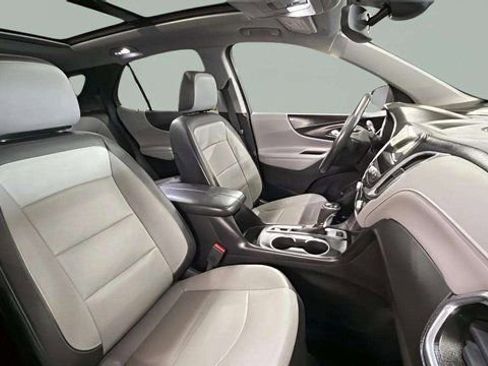 Used 2020 Chevrolet Equinox Premier image 20