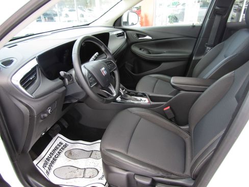 Used 2025 Buick Encore GX Preferred image 7