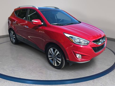 Used 2014 Hyundai Tucson Limited w/ Technology Package 02 FWD image 3