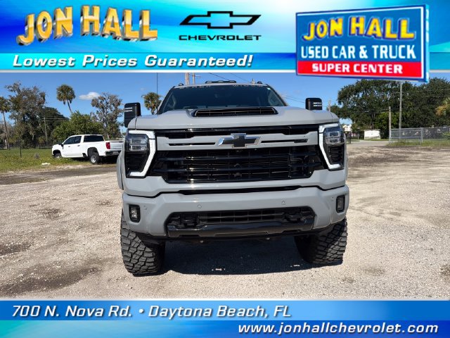 Used 2024 Chevrolet Silverado 2500 LTZ w/ LTZ Plus Package AWD/4WD image 15