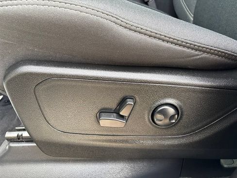 Used 2025 RAM 1500 Big Horn AWD/4WD image 31