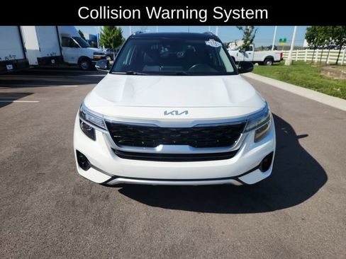 Used 2022 Kia Seltos S AWD/4WD image 2