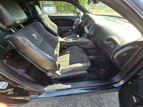 Used 2017 Dodge Challenger R/T Scat Pack image 11