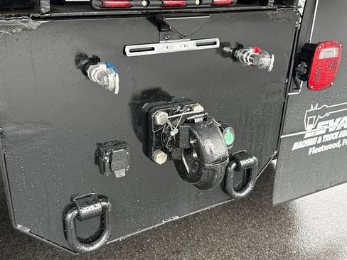 New 2027 Ford F750 2WD Regular Cab Super Duty image 35