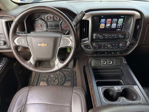 Used 2018 Chevrolet Silverado 1500 LT w/ Texas Edition RWD image 10