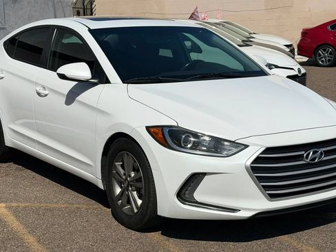 Used 2018 Hyundai Elantra Value Edition FWD image 3